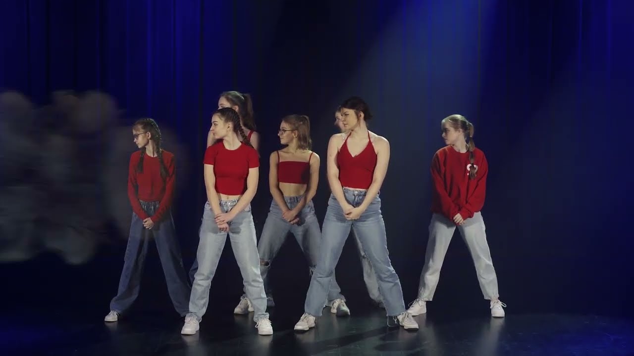 Koncert Mikołajkowy High Definition Dance Studio 2022 #10 Urban Choreo