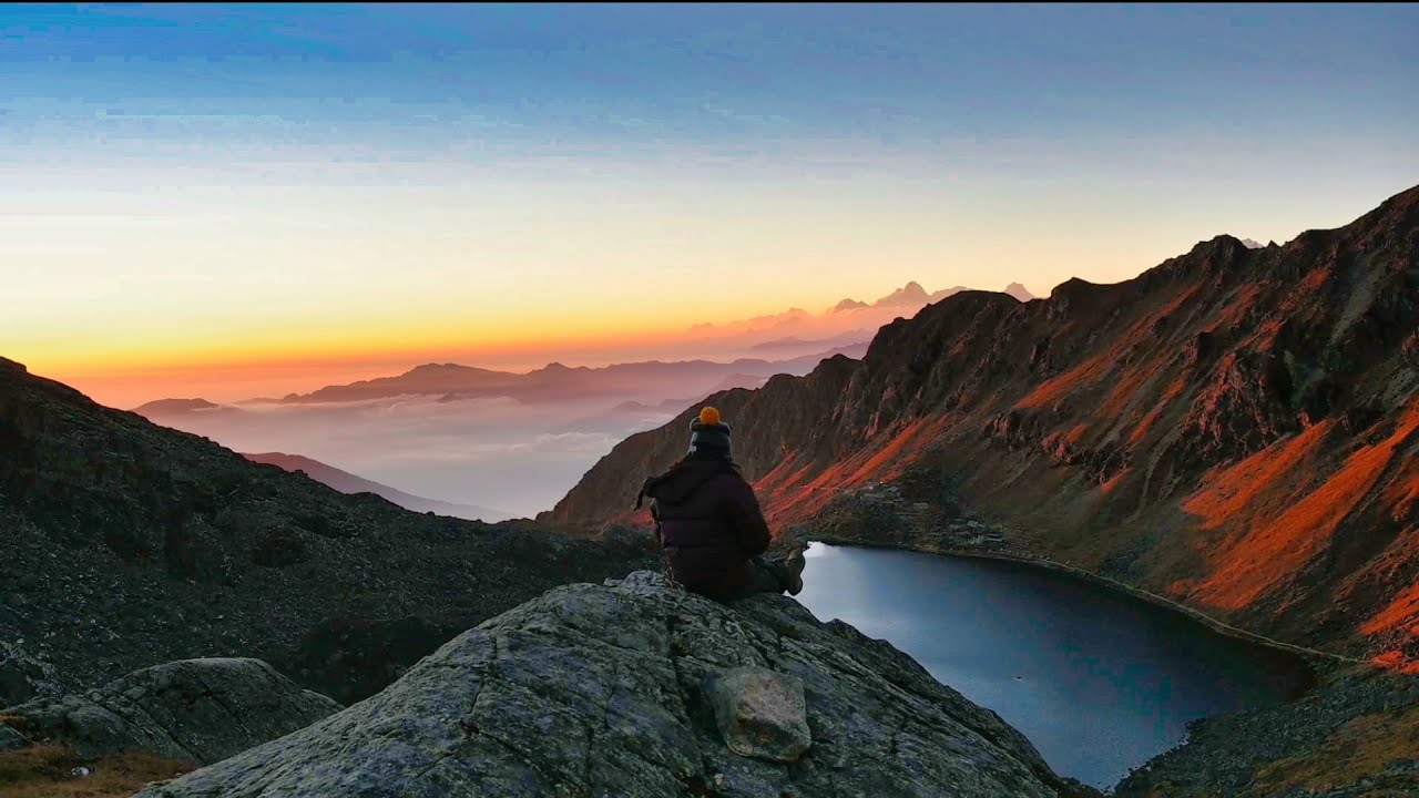 Lake above the clouds - Gosaikunda Trek