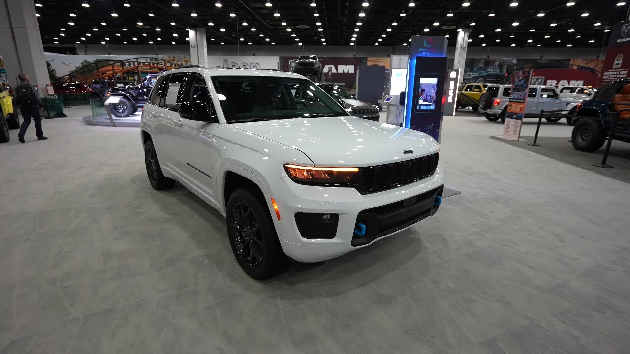 2024 Jeep Grand Cherokee 4XE Anniversary Edition