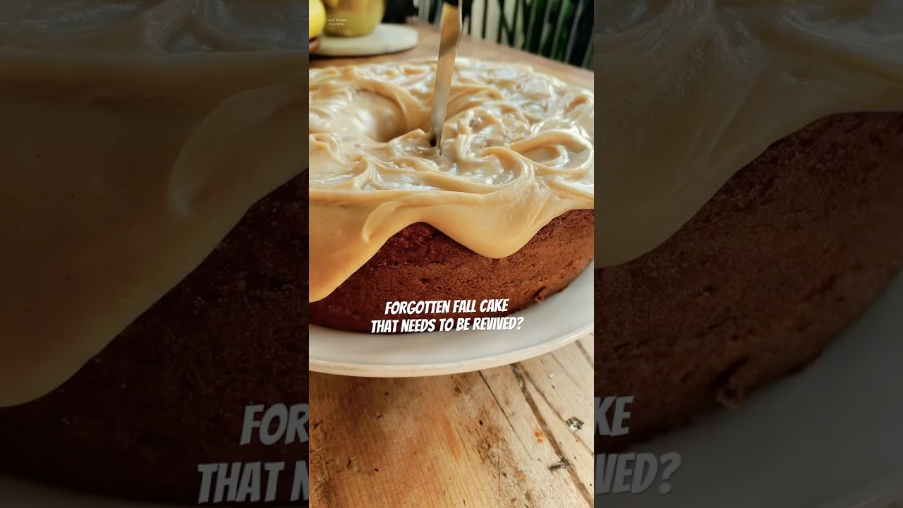 The Forgotten Cake That&rsquo;s Actually Amazing #recipe #shorts #glutenfreebaking #fall