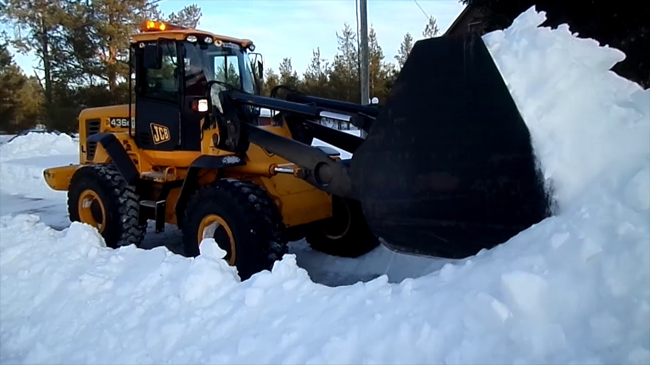 Sn&ouml;r&ouml;jning av djupsn&ouml; - JCB 436