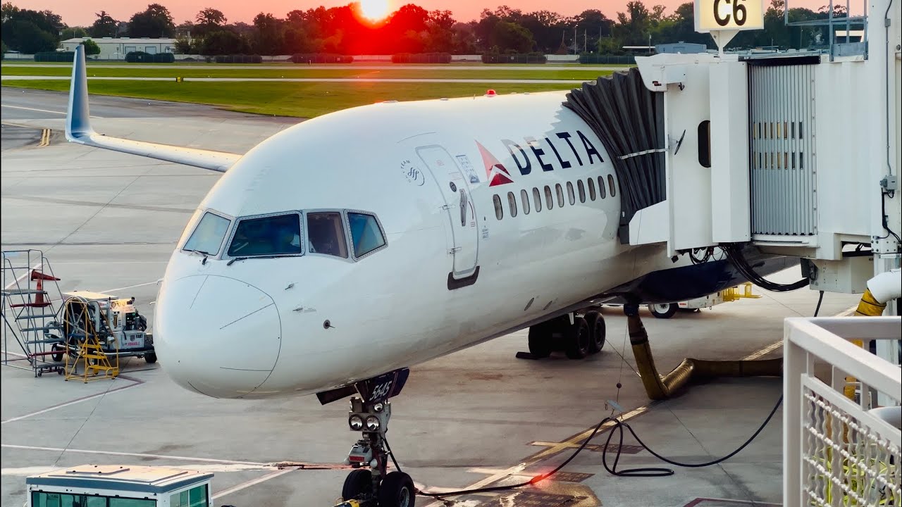 4K | Full Flight (MSY-ATL) | Delta Air Lines Boeing 757-200 (N545US) Comfort Plus