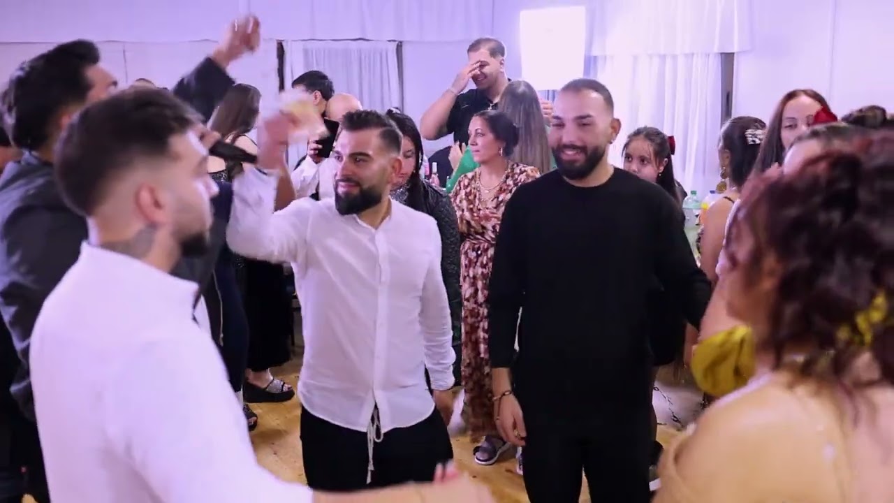 LEO & DANIELA