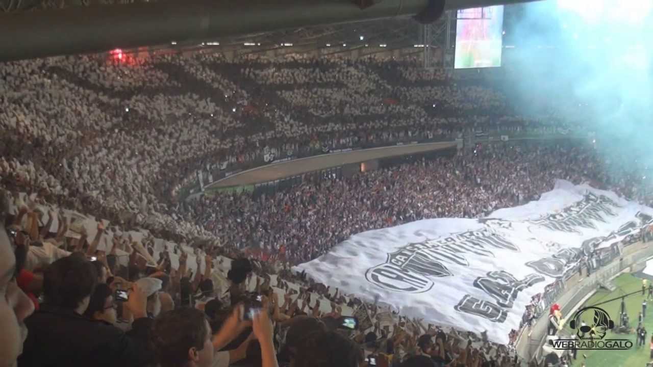 Torcida do Galo na final da Libertadores no Mineirão e Mosaico 