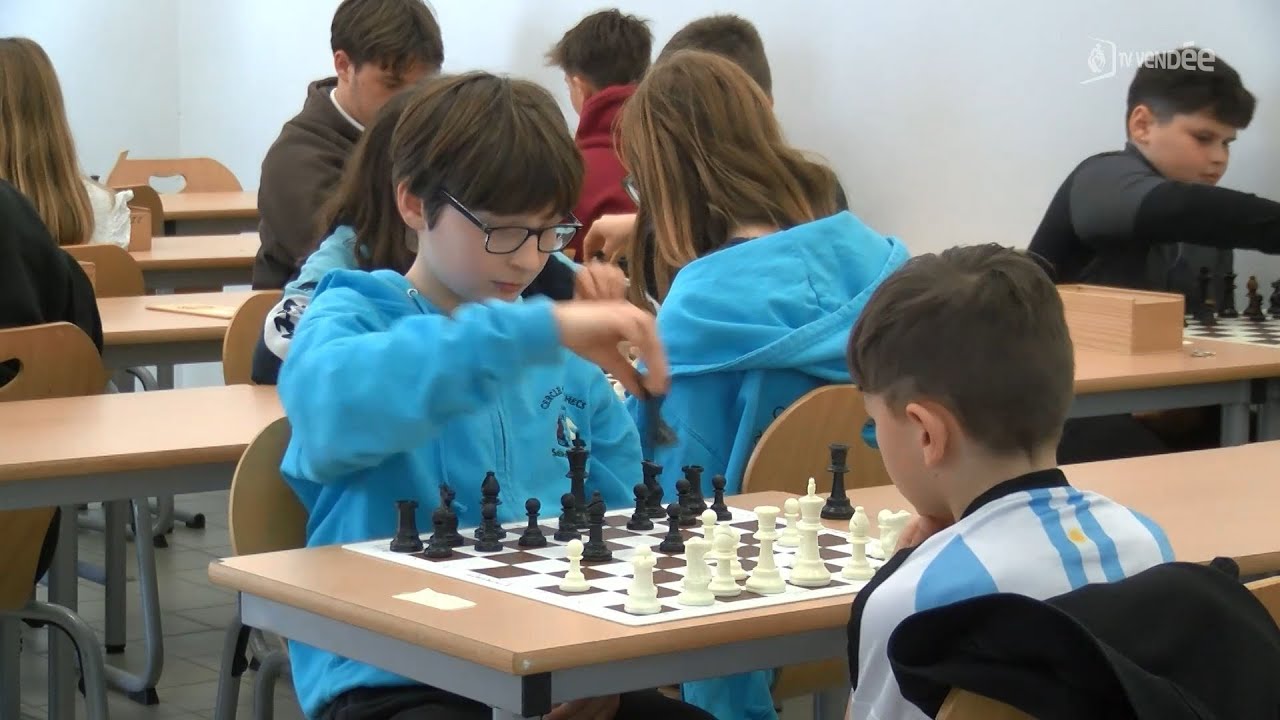 Tournoi d'échecs au collège Jean Monnet