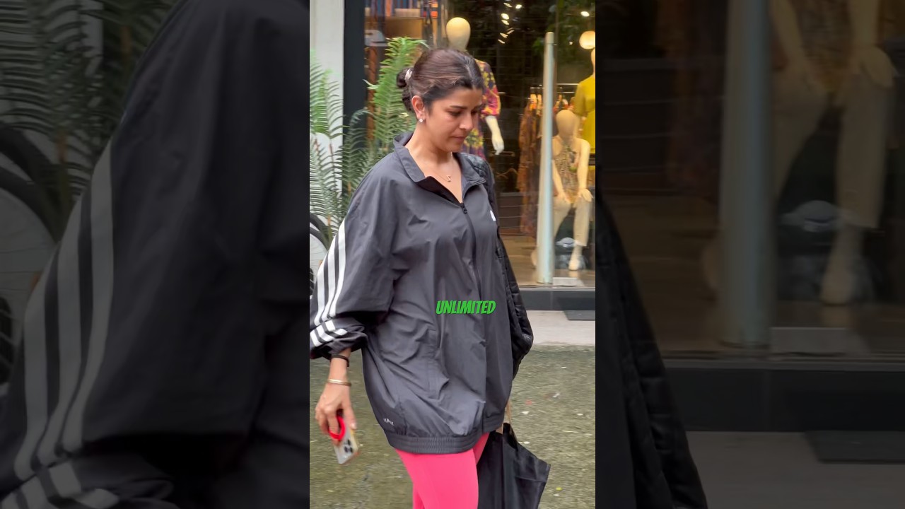 Our Airlift Girl Nimrat Kaur #nimrat #nimratkaur