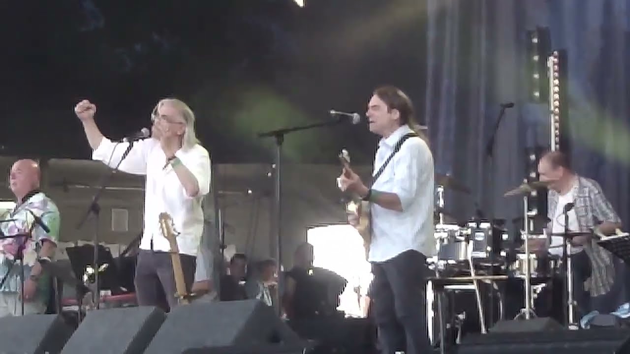 Home Service, 'Sorrow/Babylon'. Cropredy Festival.Friday 12/8/22