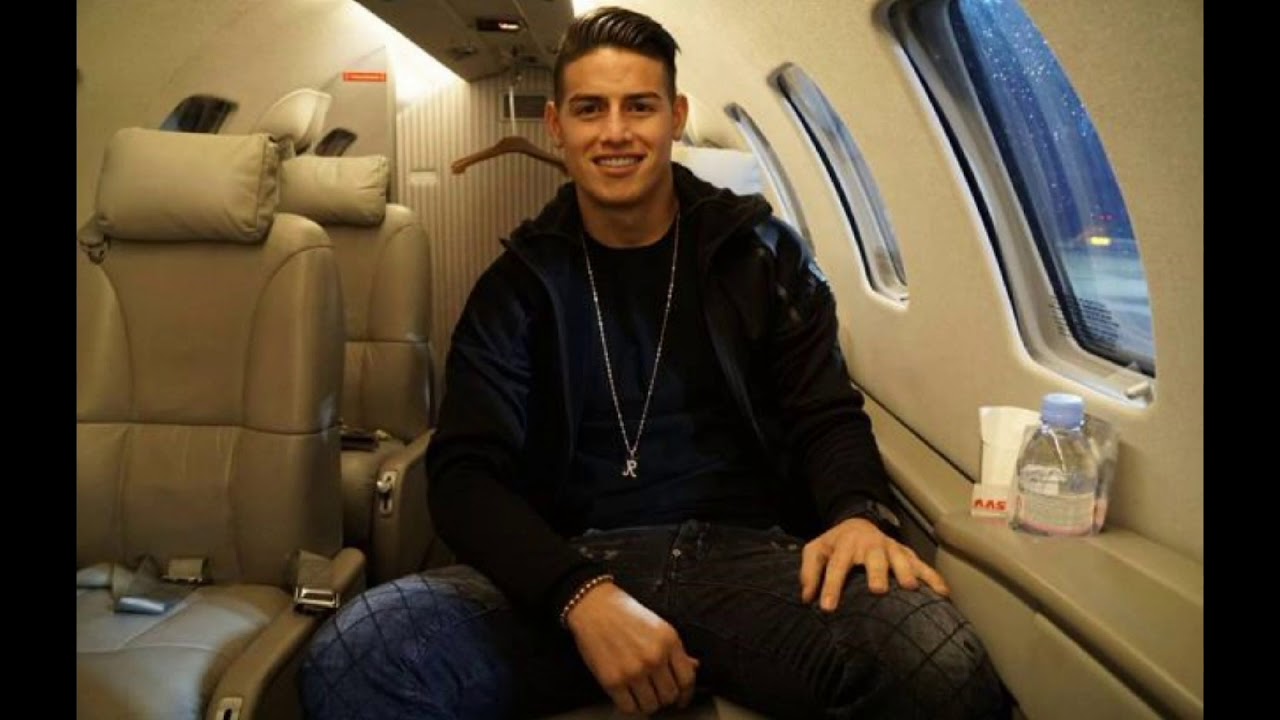 Handsome James Rodriguez ►Style , Clothing & Look ★💖★ | HD