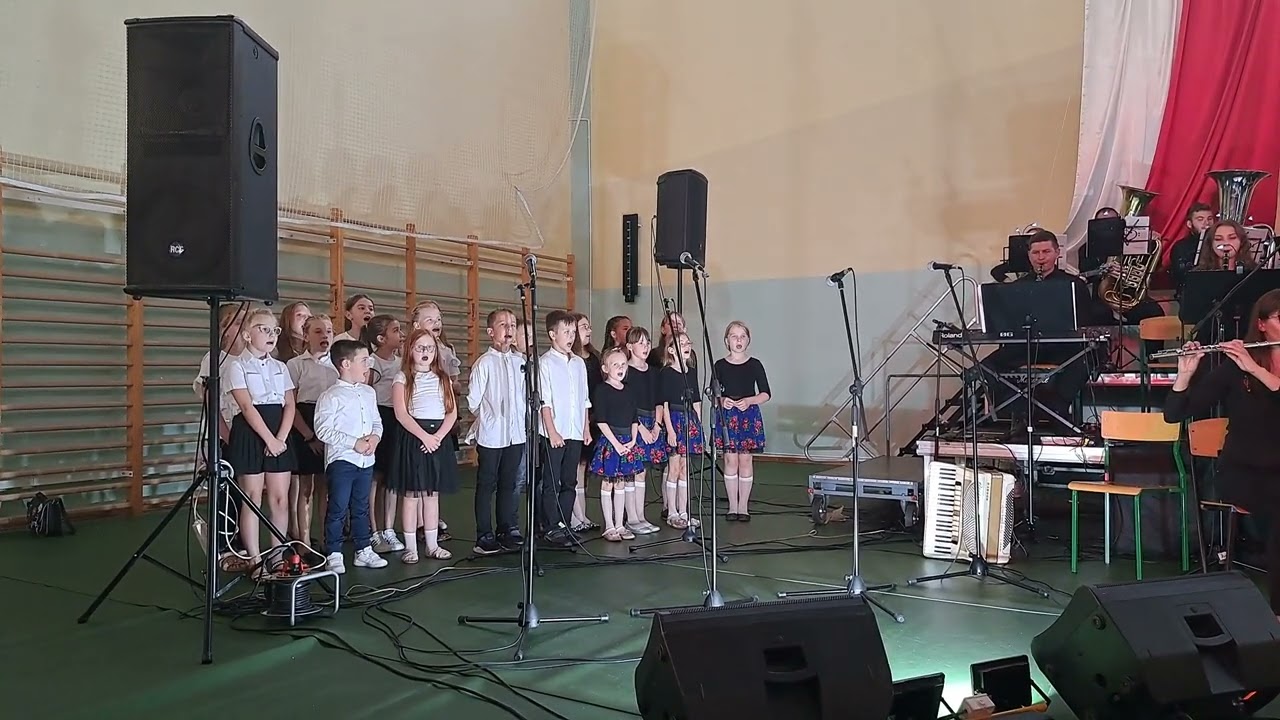 Przybyli ułani - Orkiestra Kiełczygłów oraz Chórek Parafialny Antośki