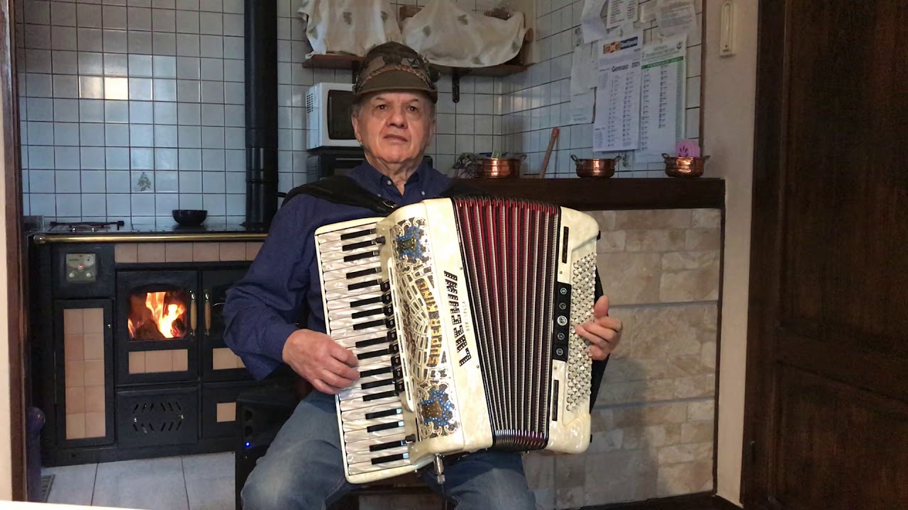 Sul cappello che noi portiamo(canzone degli alpini)