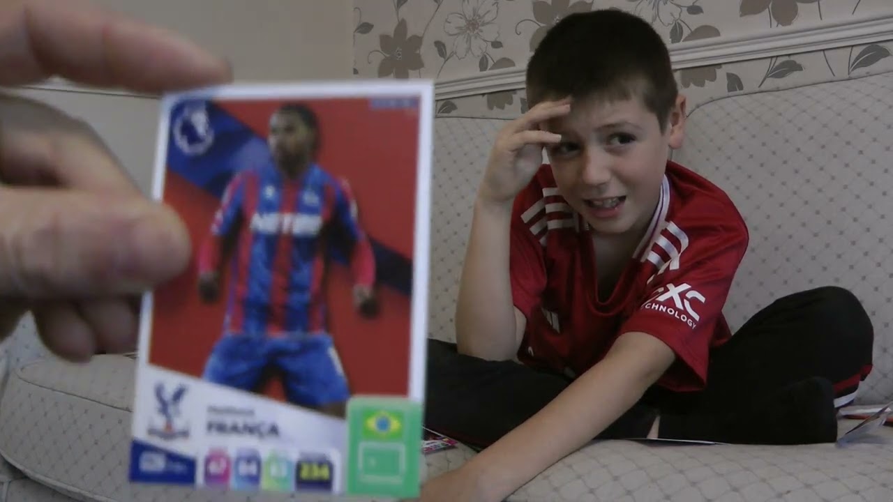 Panini Mega Tin Opening.......... DOUBLE GOLDEN BALLER