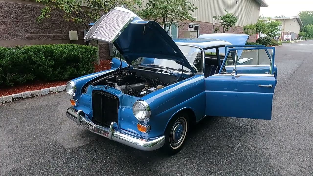 Mercedes-Benz 230 Fintail 1966 года с пробегом 32 тыс. миль. Видео салона/двигателя от 17.07.22