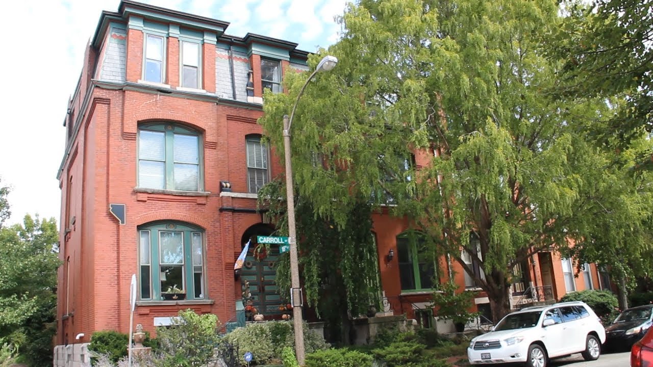 Around Lafayette Square: a St Louis neighborhood