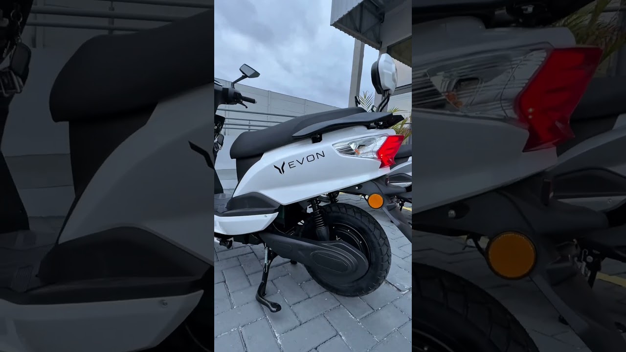 Scooters 100% elétricas, dispensa emplacamento e CNH, zero combustível. 📲 (47)99654-2660