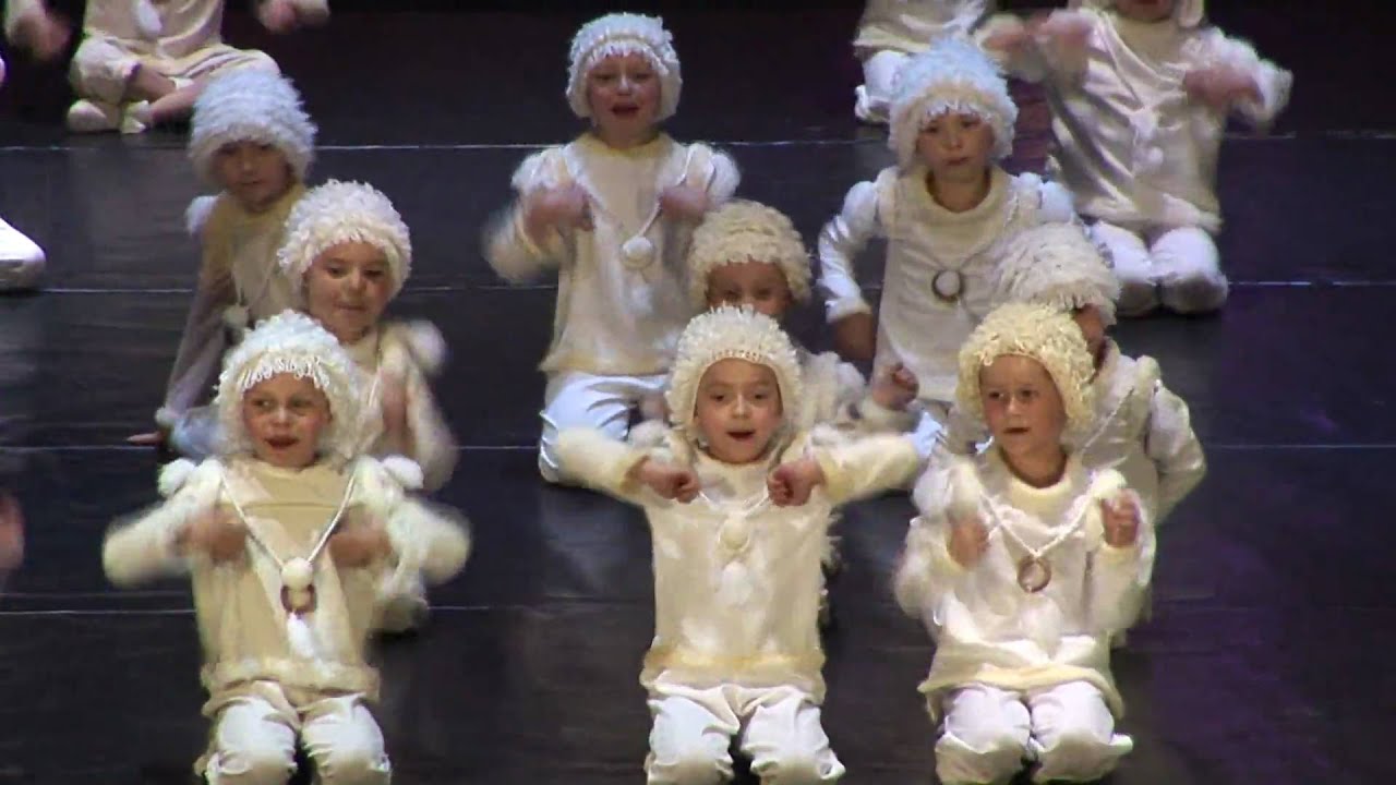 Веселі черевички 20 років.HD m2t