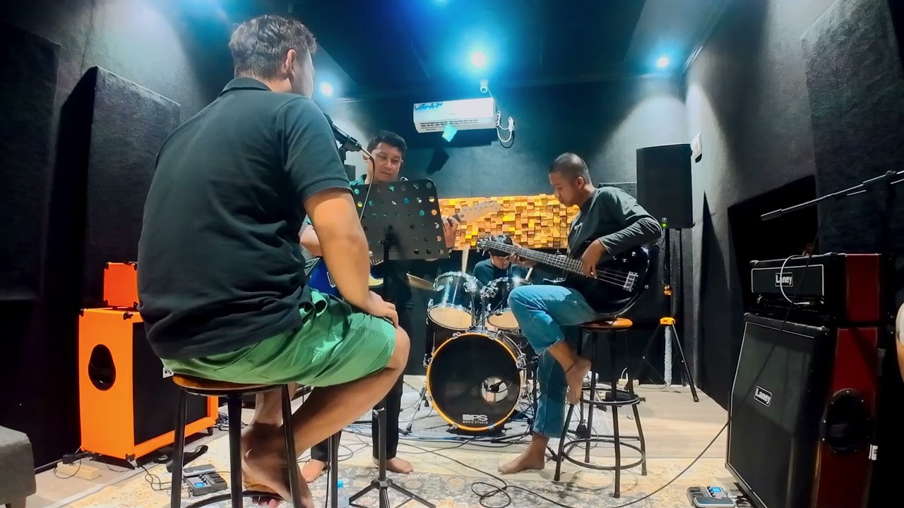 Naff - Kau Masih Kekasihku