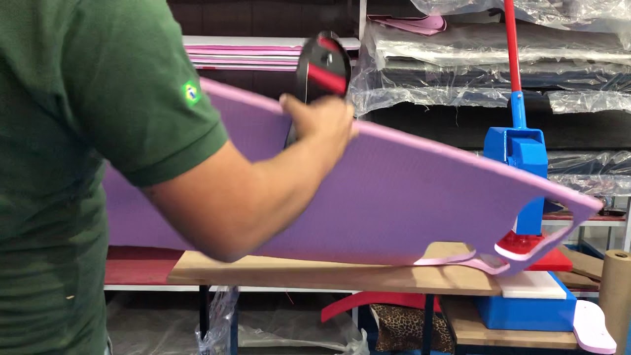Máquinas de fábrica chinelo diferença de máquinas