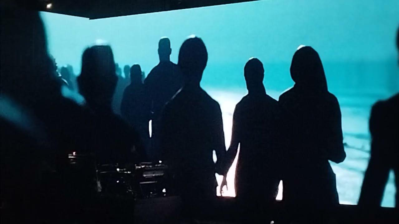 Roger Waters - Comfortably Numb ( Forum Assago, Milano - Italy / April 01, 2023 )
