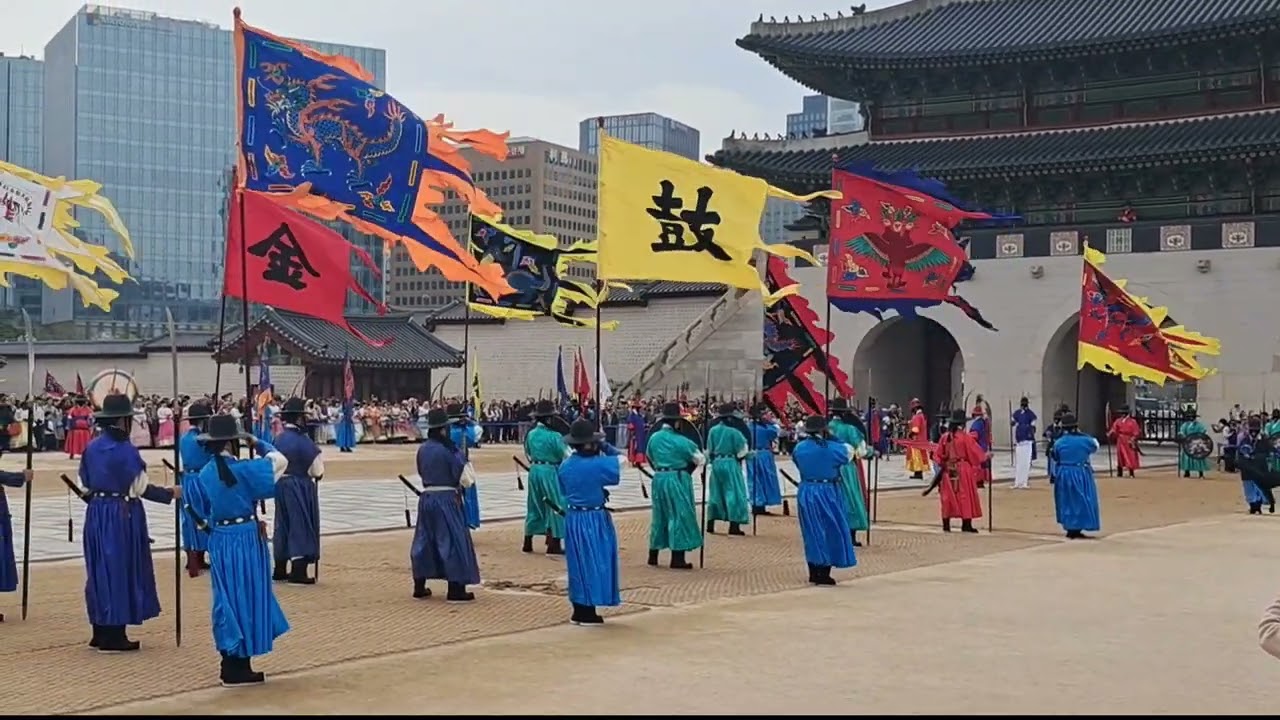 Upacara Pergantian Penjaga di Gyeongbokgung Palace