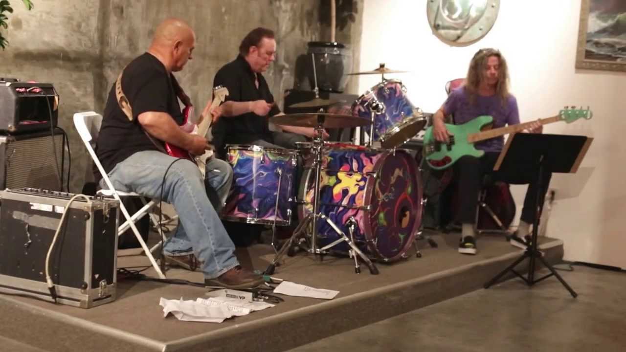 The Mermen - Theme from The Endless Summer (Live 2013)