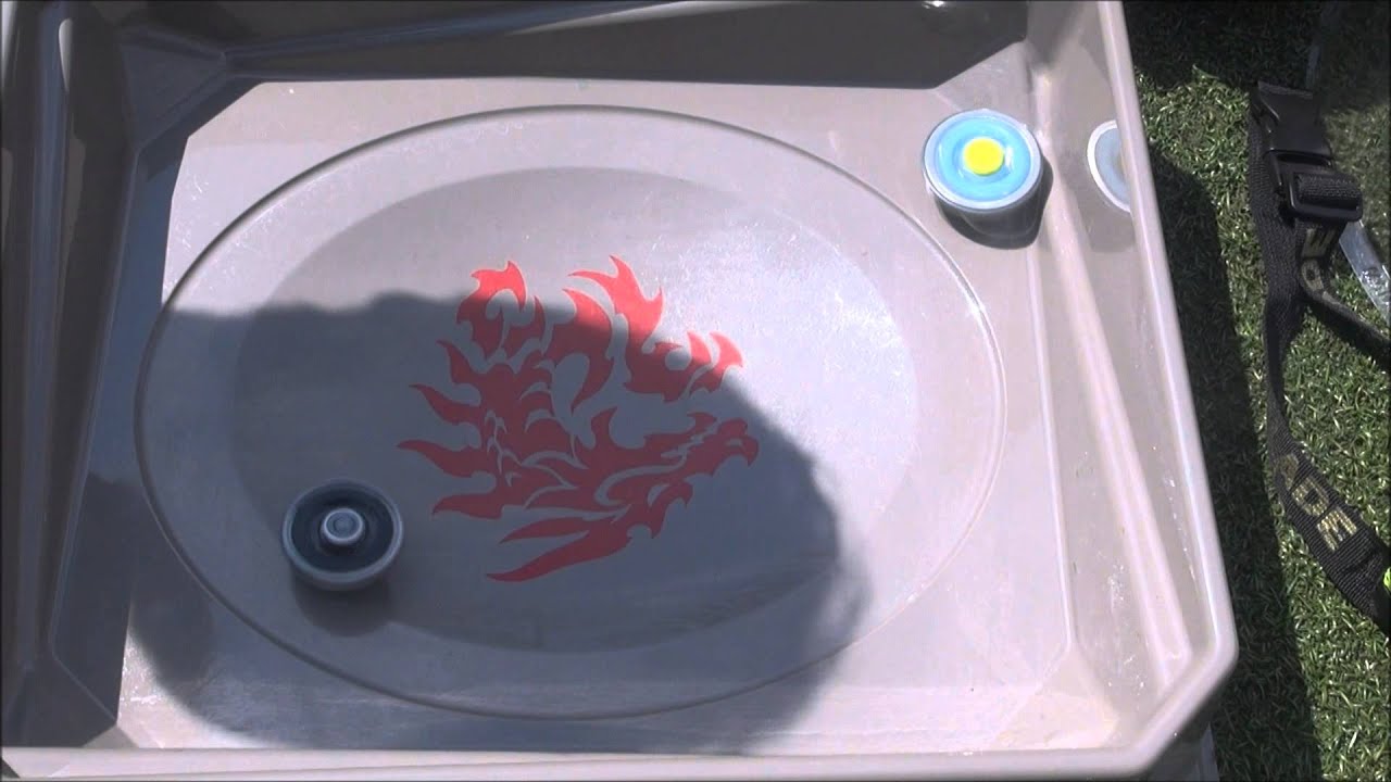 Zankye VS Jp0t! Mystery Beyblade Battle Series 4 of 5!