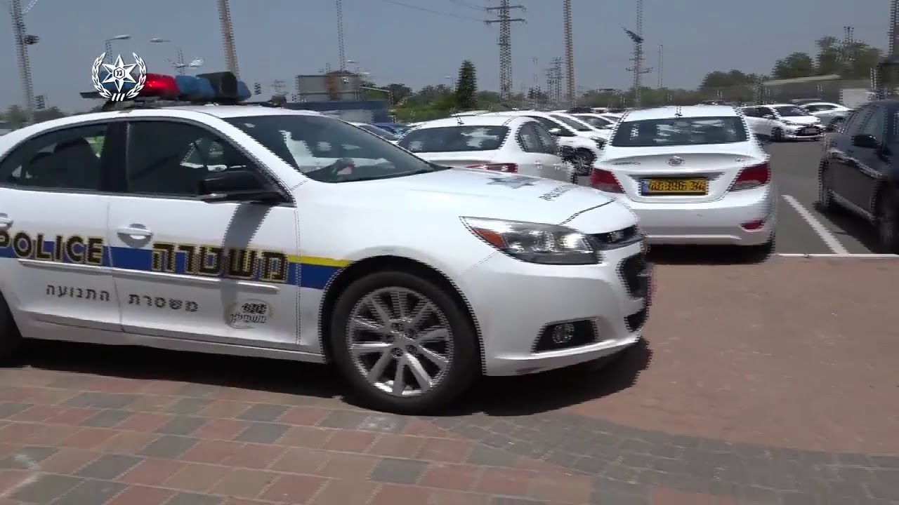 شرطة إسرائيل البهجة والأمل إلى قلب طفل أراد أن يكون شرطي مرور