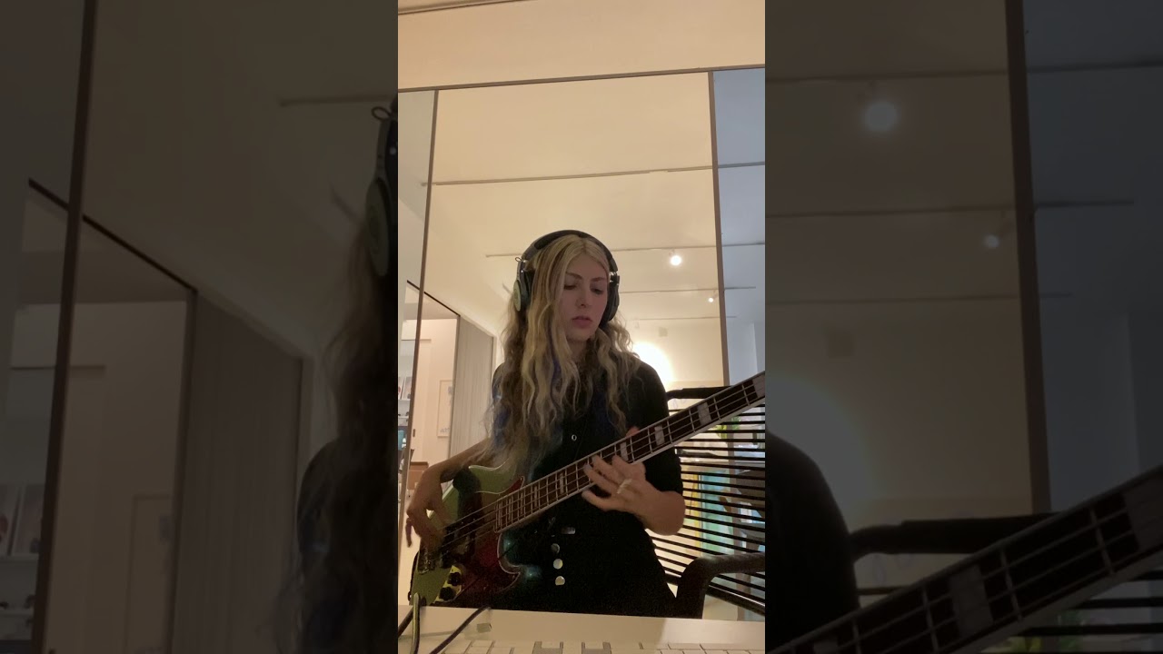 Blu DeTiger - Don't Start Now by Dua Lipa (Bass Cover)