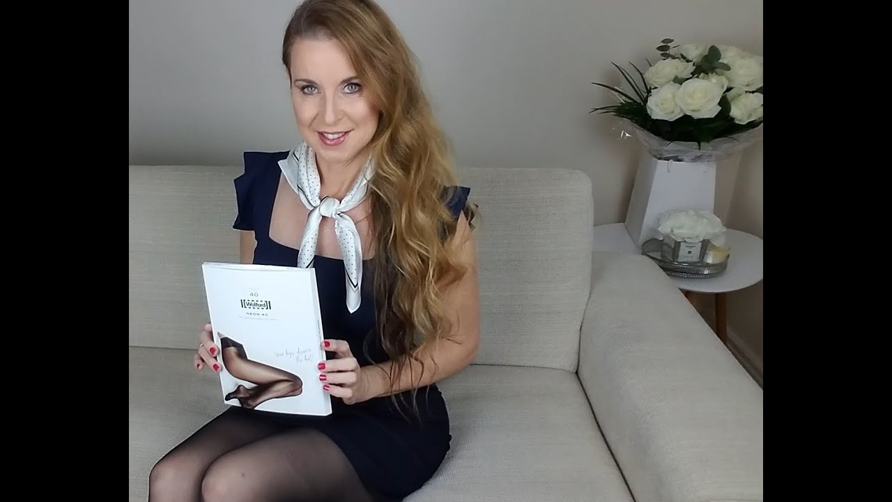 Pantyhose Review, Wolford Neon 40 Pantyhose with classy  outfit. #pantyhose #highheels #classy
