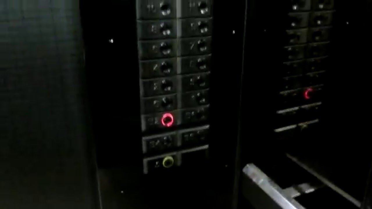 Otis Series 3 Traction Elevator @Eslite Bookstore, Taipei Taiwan