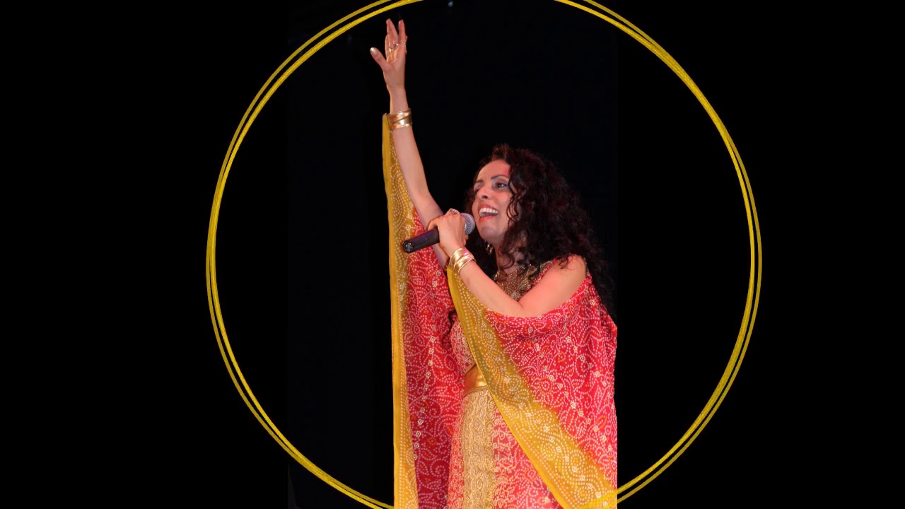 LIVE!  Shlomit Levi in Tel Aviv - Asalk