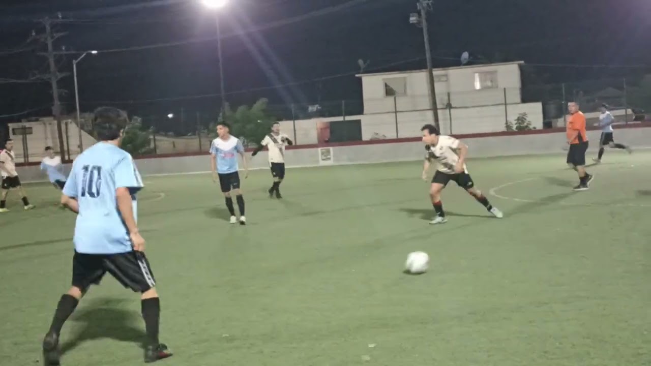 Torote F.C. vs Minisuper Axel, liguilla 2026, primer tiempo (0-2)