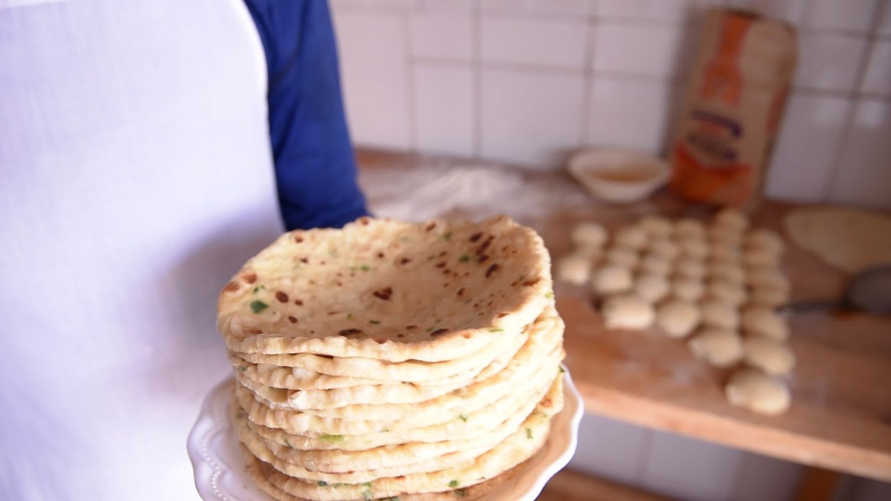 cooking ep.2: dore uko wakora capati ikaza isa neza kandi iryoshye cyane /see how to cook capat
