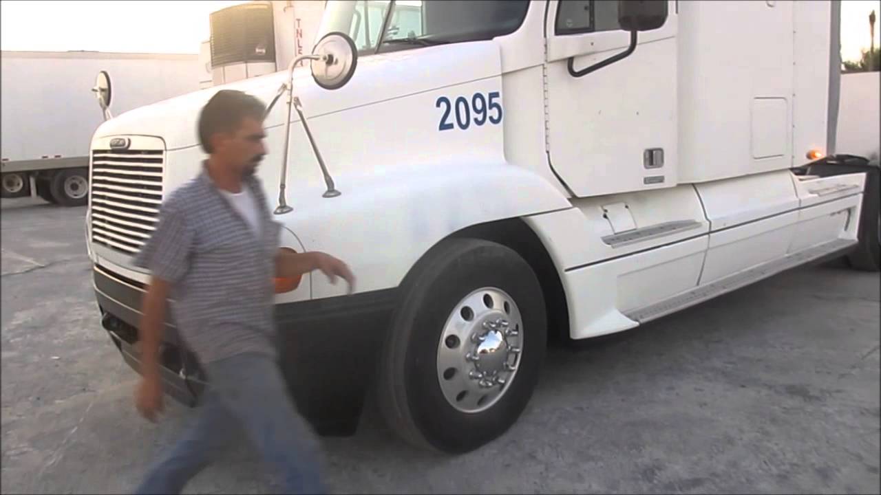 2000 FREIGHTLINER CENTURY CLASS