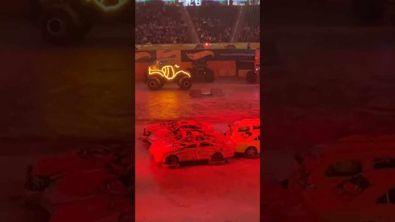 Hot Wheels Monster Trucks Live Glow-N-Fire | Full Event Recap + MEGASAURUS
