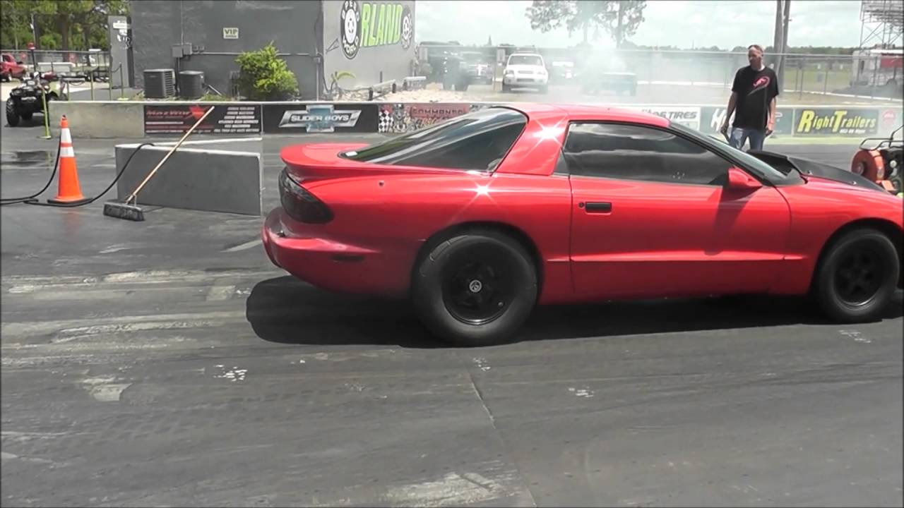 My Son in Laws 97 Firebird with a lt1 carb e85 running at Orlando Speed World