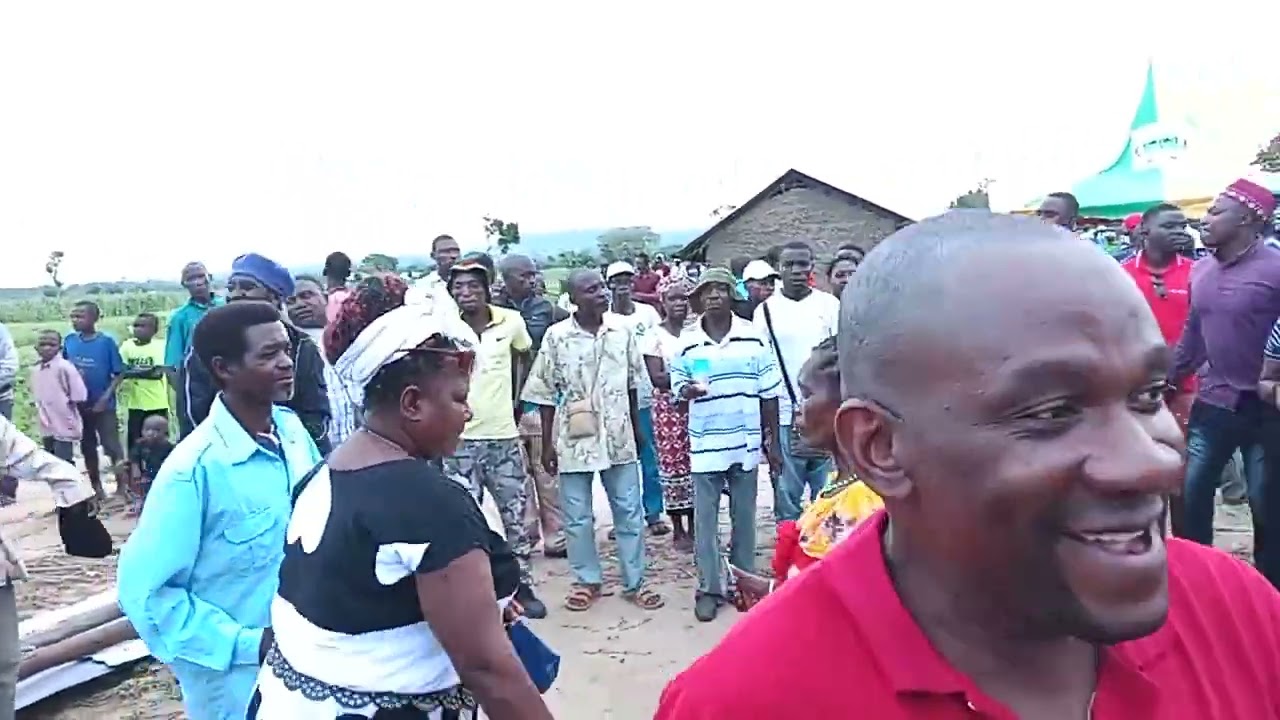 Joka Likambo__  performing live kwa Baby Mangi Goshi (Fikiri Ruwa, Kajando, Bi sirya)