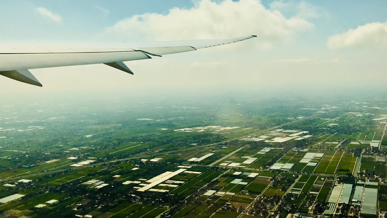 United Airlines | Boeing 787-9 | Takeoff from Shanghai Pudong International Airport (PVG)