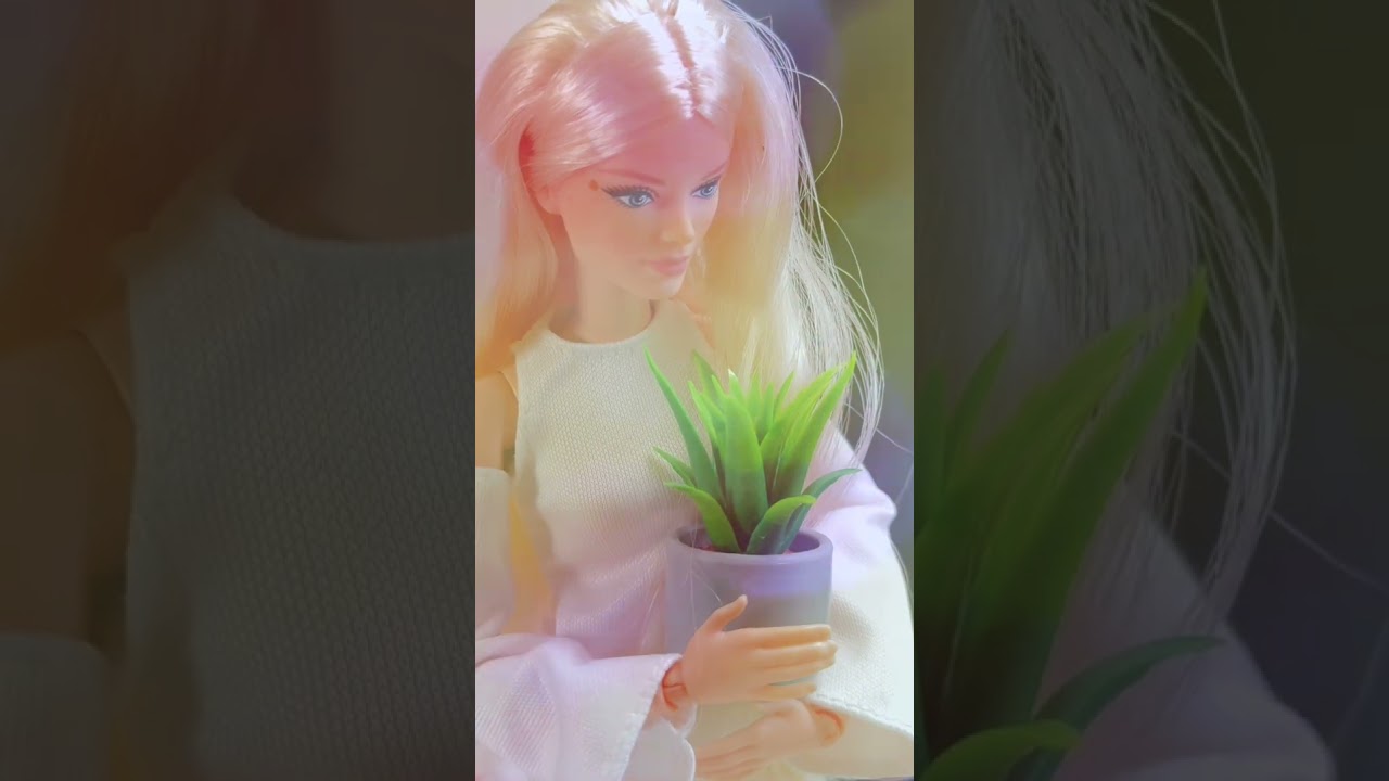 Barbie's Blooming Cactus Garden 