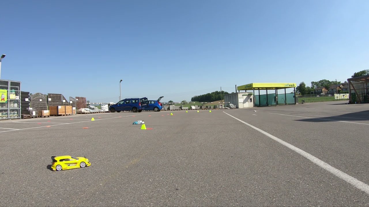 Xray T4F Parkplatz Race