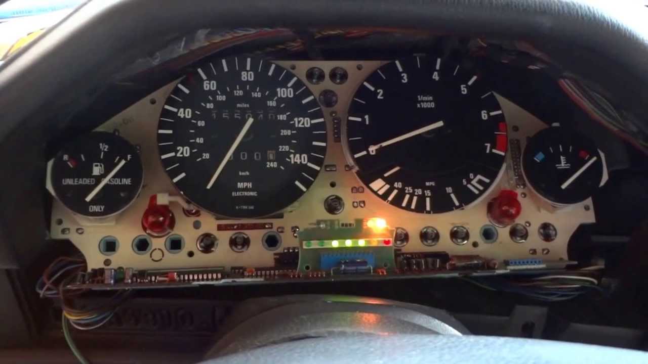 BMW E30 318is SI Board & Gauge Cluster Problems!