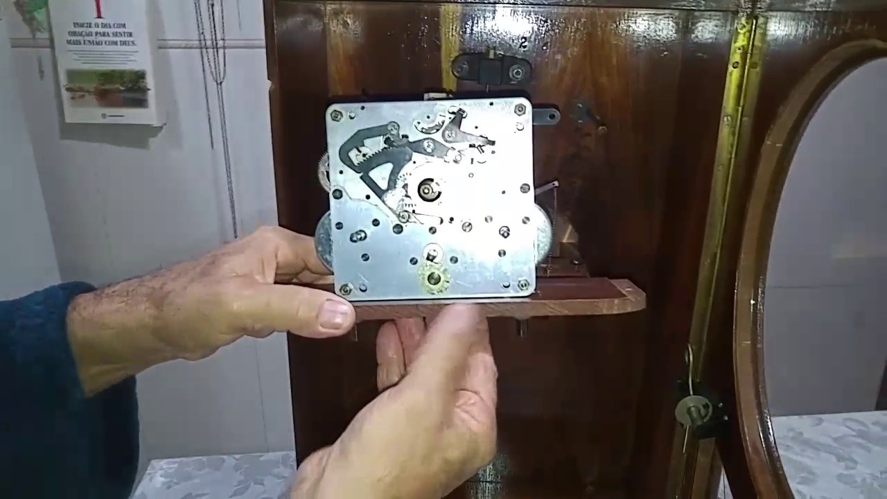 Colocando Relógio Carrilhão Silco na Caixa