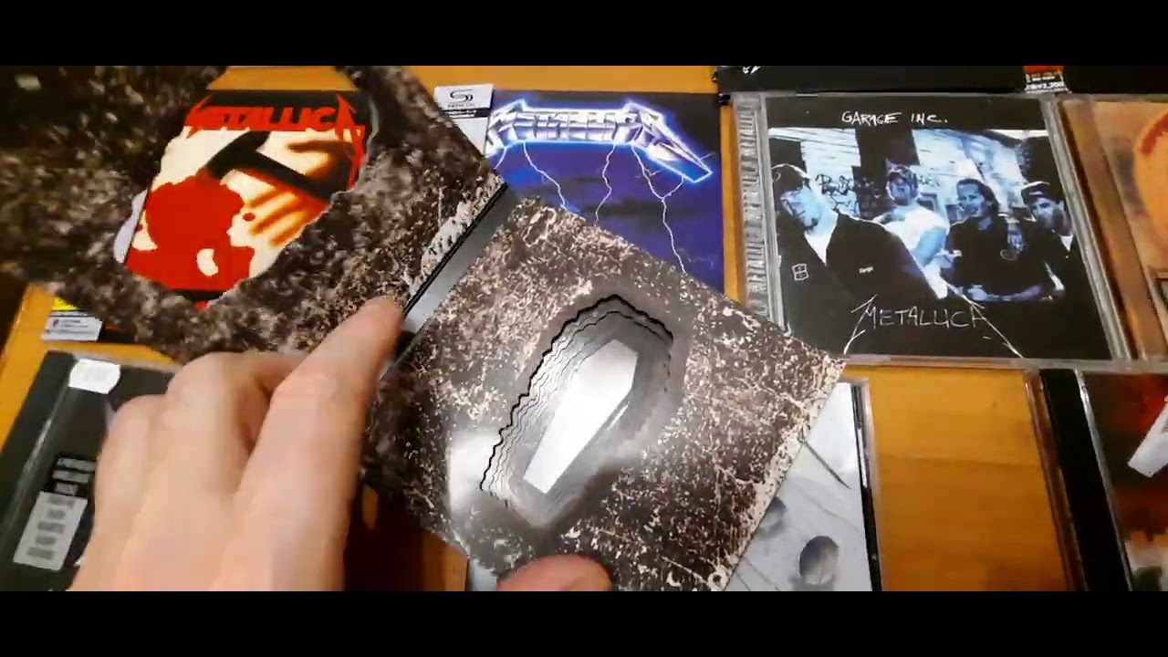 Моя маленькая коллекция дисков METALLICA и ещё кое, что.