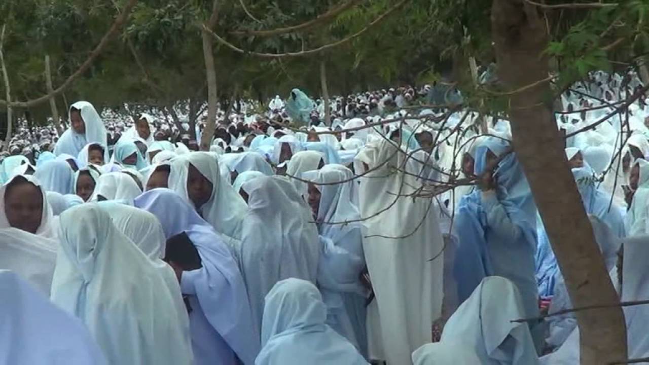 Shembe: Nabachu-Amakhosazana (eBuhleni-02July2016)