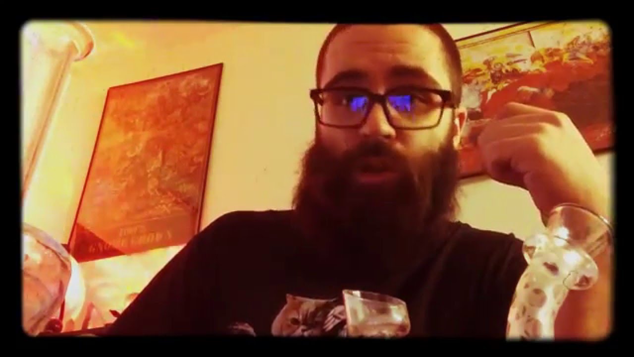 Dab sesh anyone? Bongs galore!!!