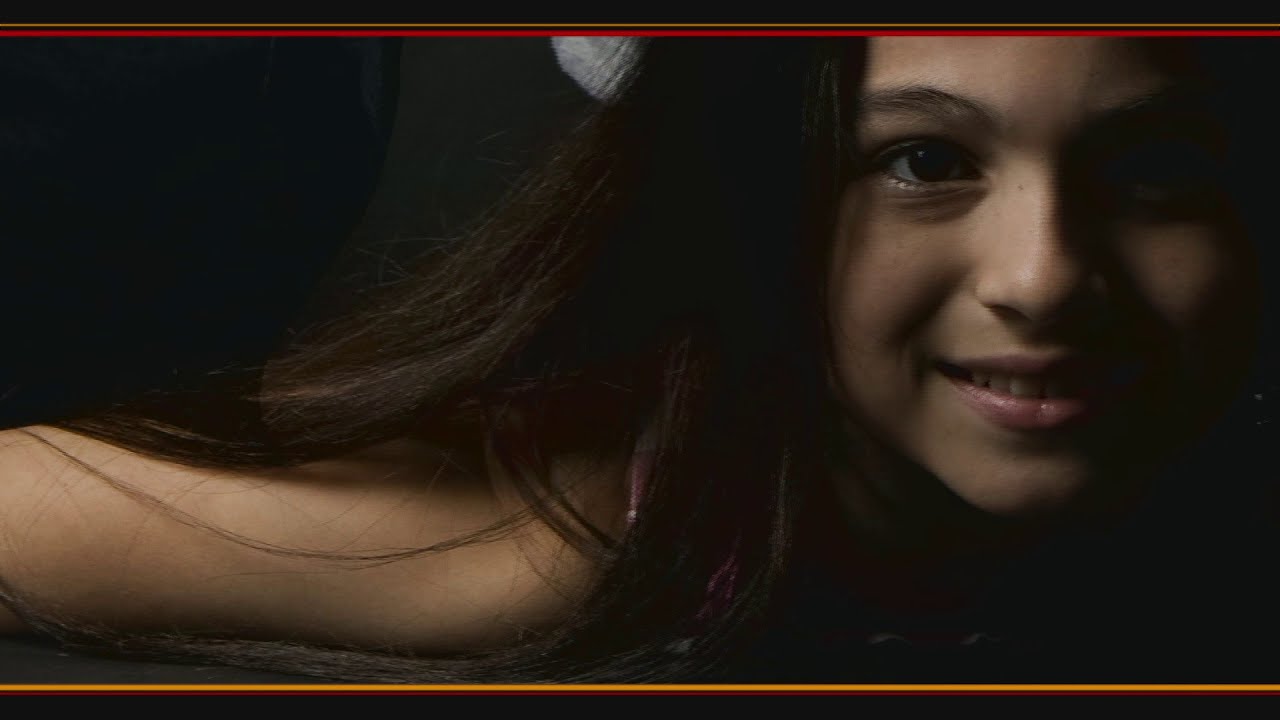 Contortionist Selina Freeth Ultra HD Photoslide, by EPIC StudioEU. Digitally remastered