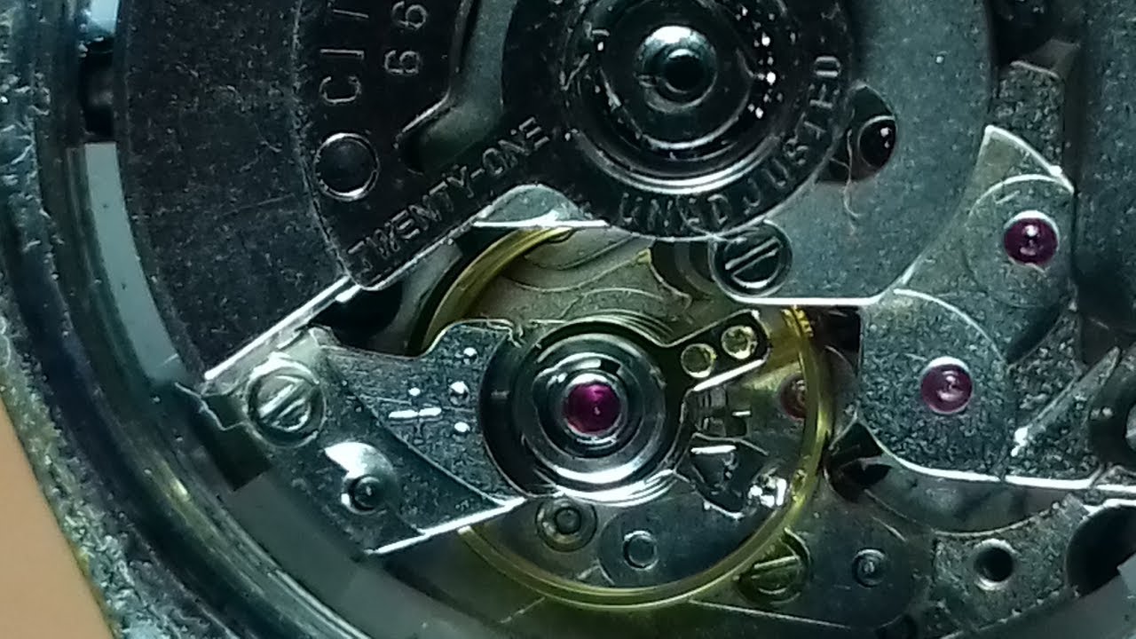 RELOJ ADELANTO EXCESIVO-ESPIRAL IMANTADA REPARACIÓN