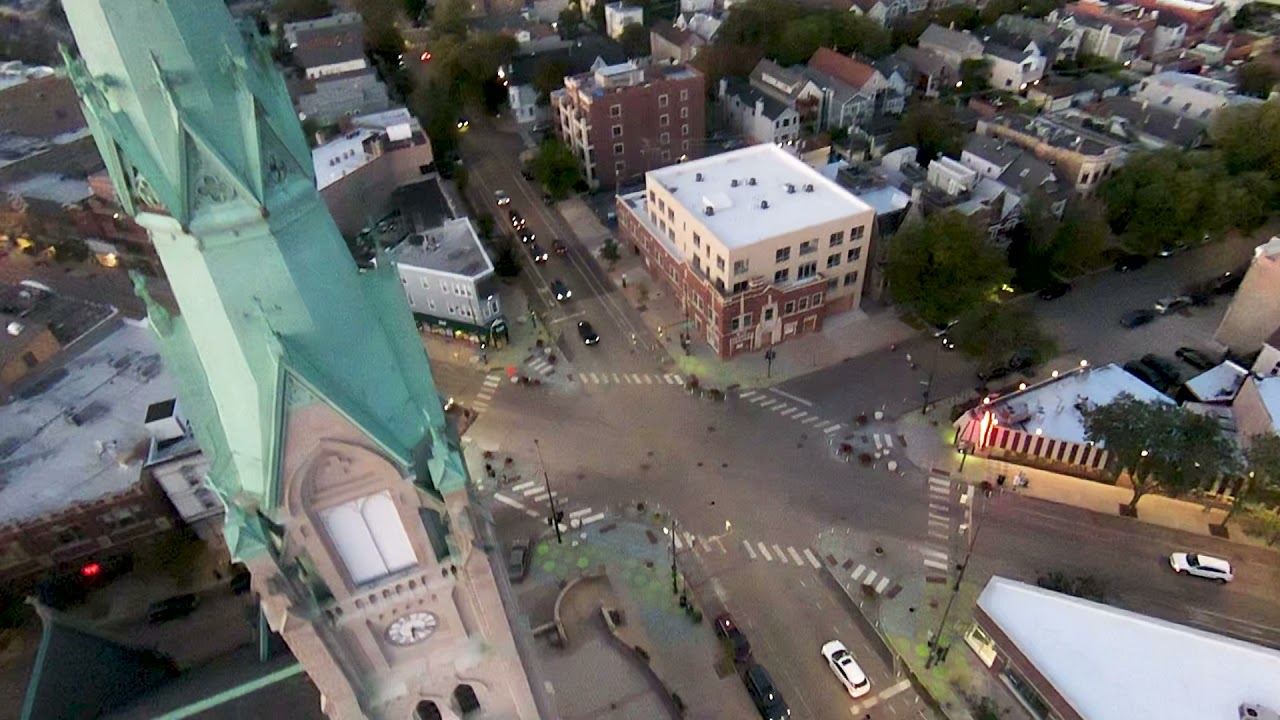 DJI FPV Freestyle around St Agnostsus Church in Chicago, IL