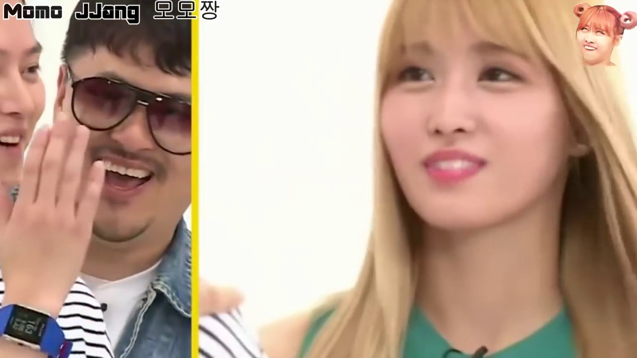 TWICE [트와이스] [모모] Momo Has a Licking Habit