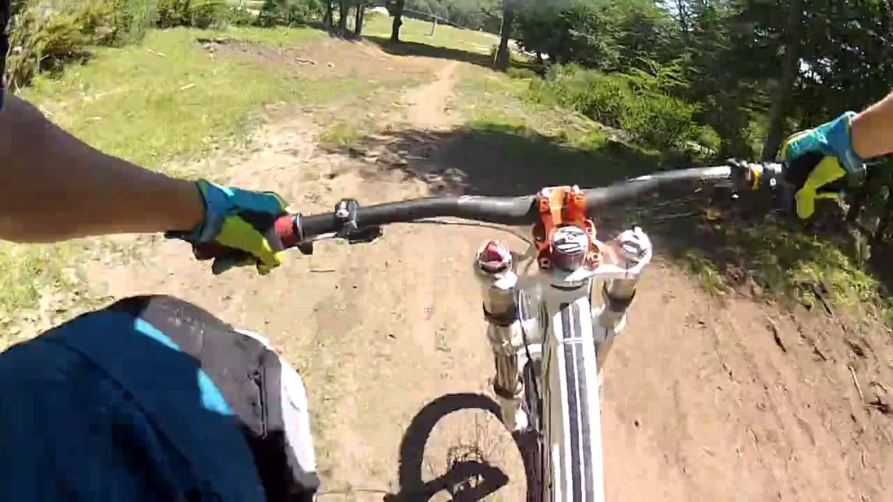 Down Hill en Cerro Chapelco por Pablo Seewald Equipo Shimano