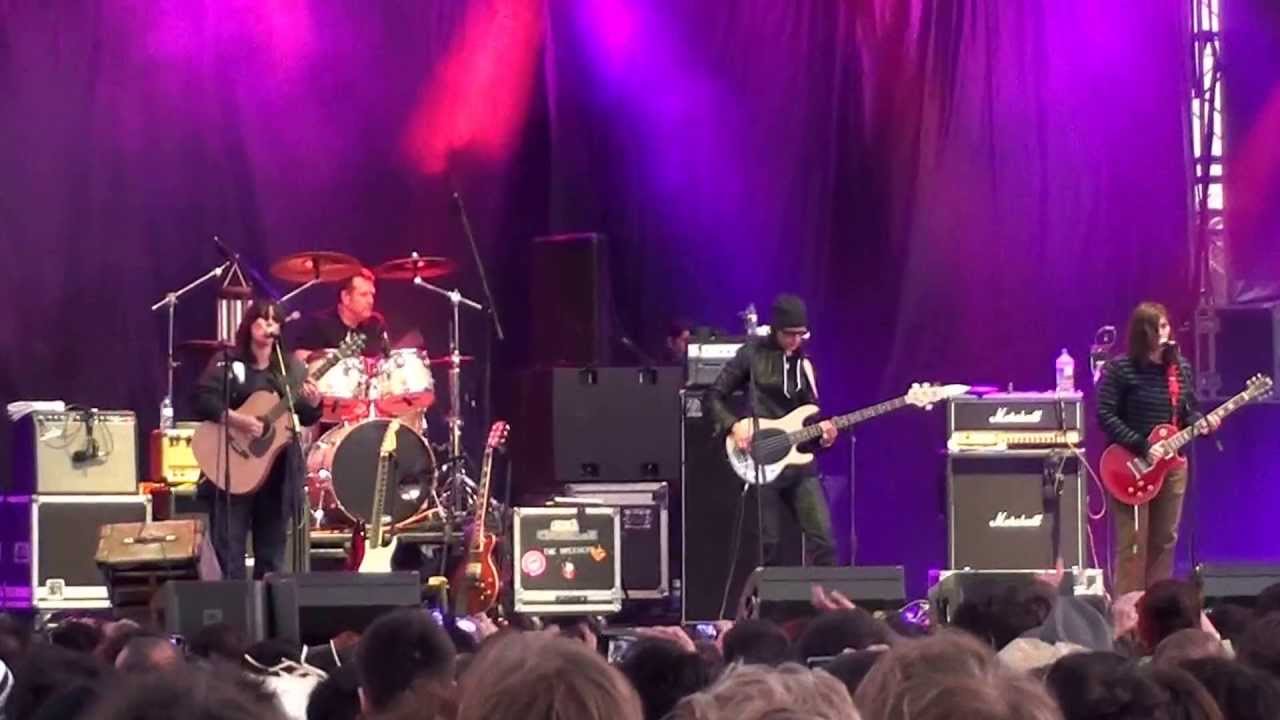 The Breeders performing Last Splash - Cannonball (Live @ Optimus Primavera Sound - Porto) 30-05-2013
